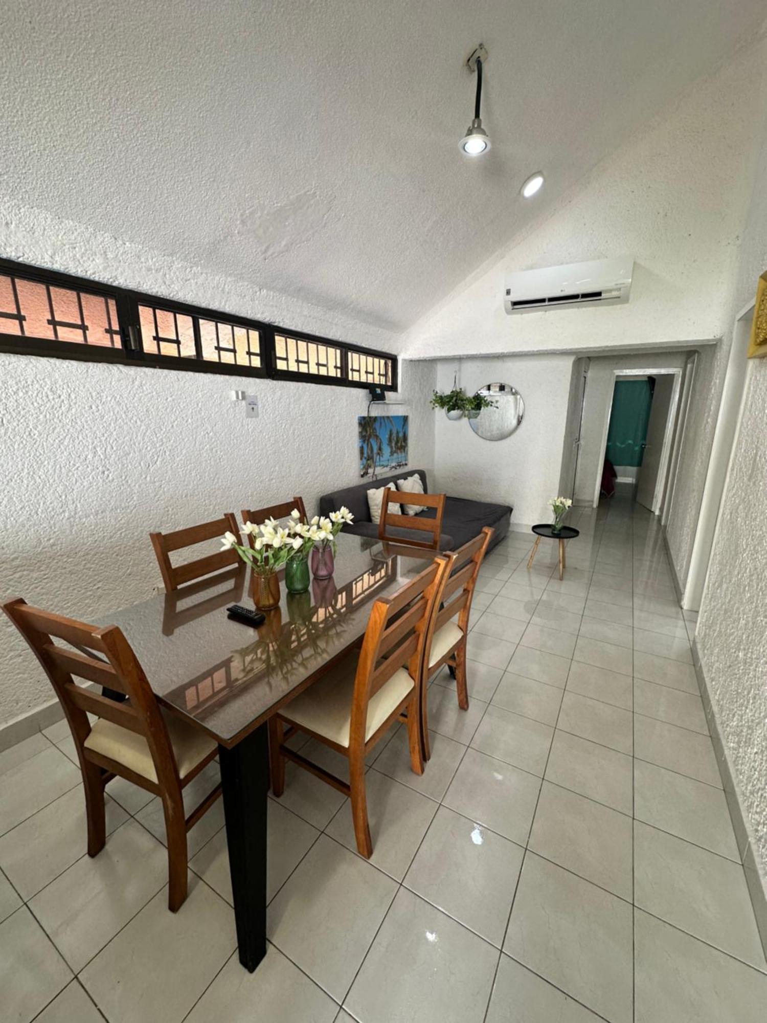 Holiday home Casa Hermosa En Zona Hotelera Frente Laguna